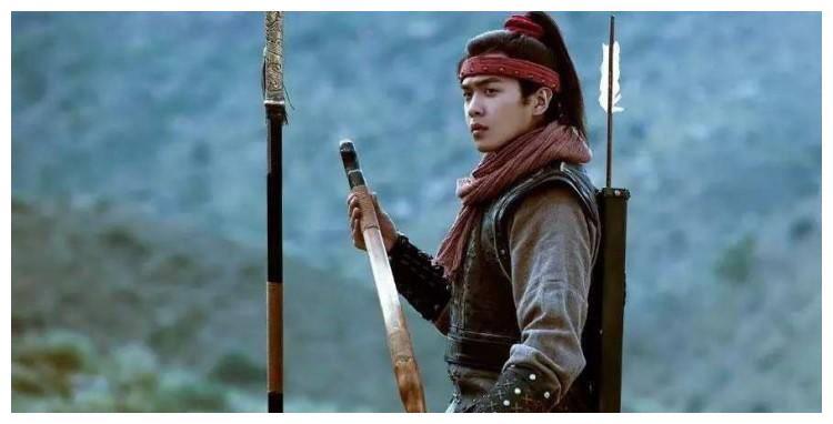 公元前121年,十九岁的霍去病率一万骑兵出陇西,直扑河西走廊。这一战,他没有去追