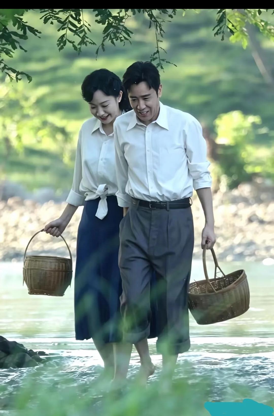 以前感觉岳云鹏挺厉害的，靠自己打拼给几个姐姐都买了房子！没想到于老师更厉害，他