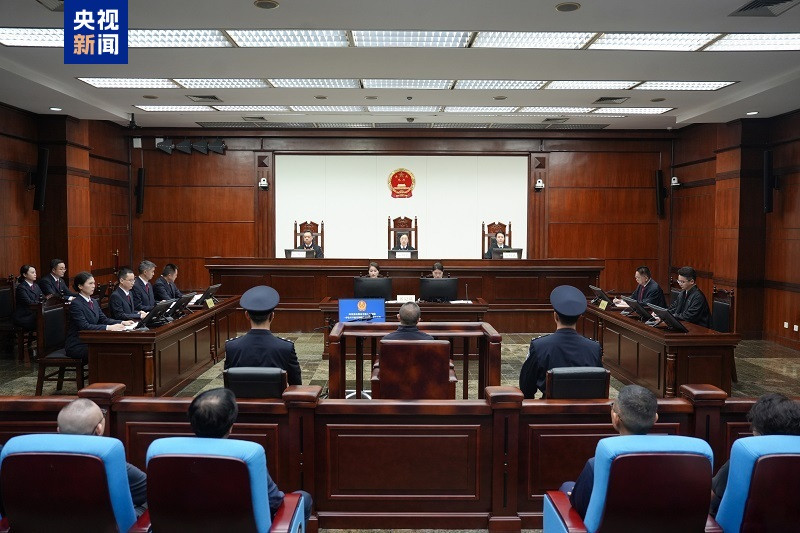 受贿3.57亿余元, 贵州省政协原副主席陈晏一审被判死缓