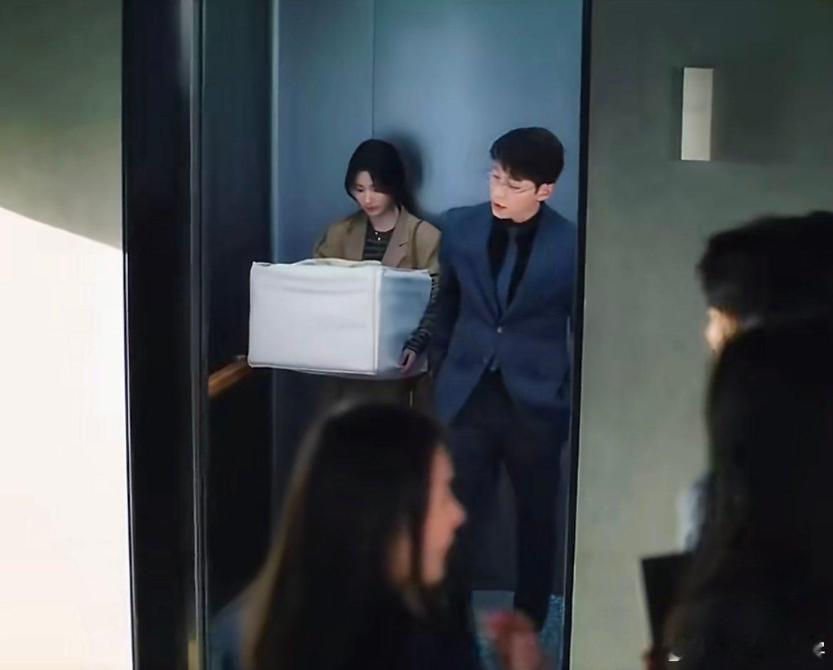 卢昱晓给轧戏名场面配BGM卢昱晓手搓视频太会了！为《轧戏》不同名场面精准配B