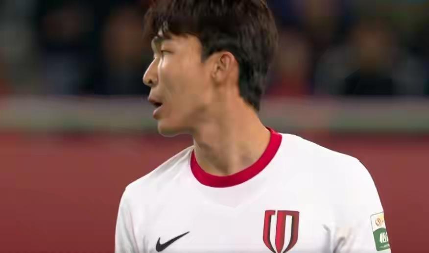 成都蓉城不要玩火！随着元敏诚的离开，中超最好的后防线之一25赛季的蓉城后防线基本