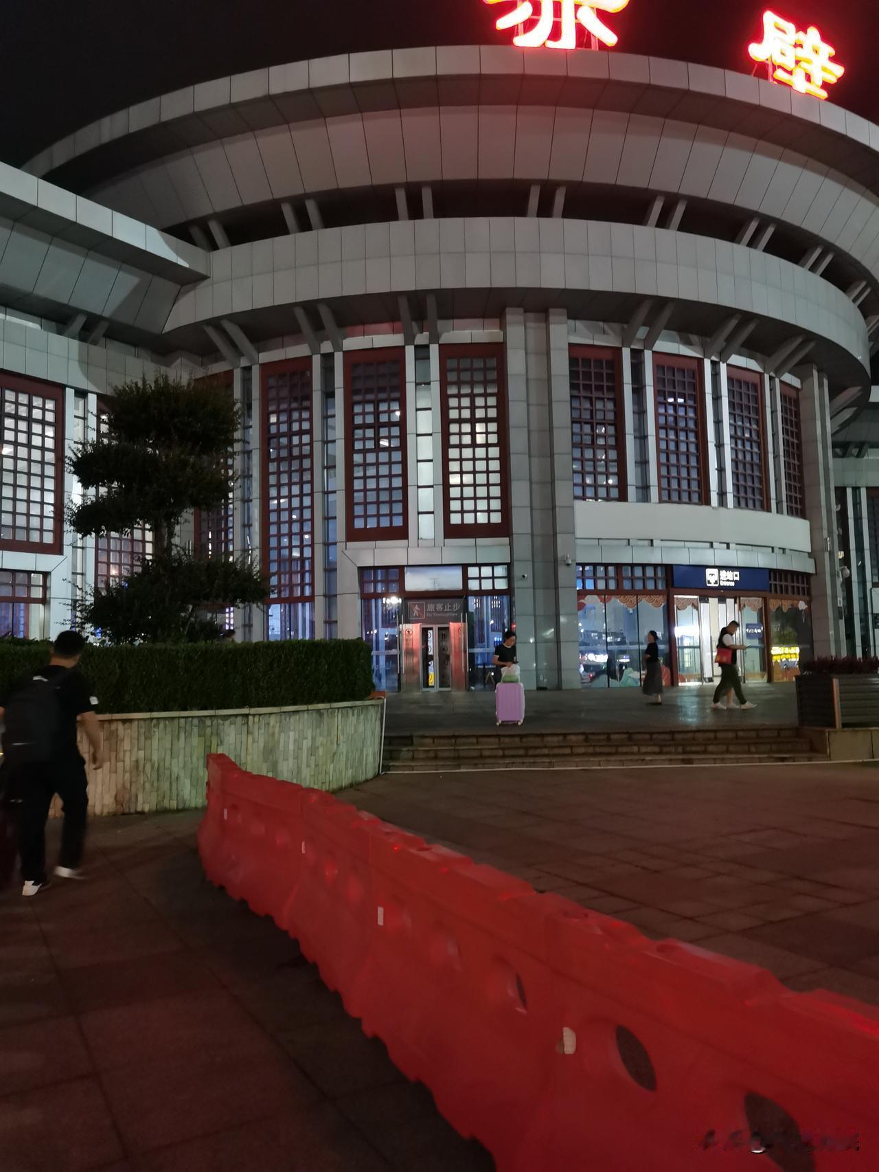 人类社会与大自然并不是两样东西，人类社会是大自然的产物，也是大自然本身。调理