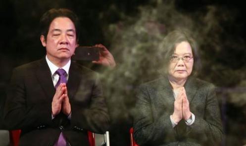 “台独”末日真该来了！大陆刚邀请国民党老兵观看阅兵，不到24小时，赖清德不仅强拆