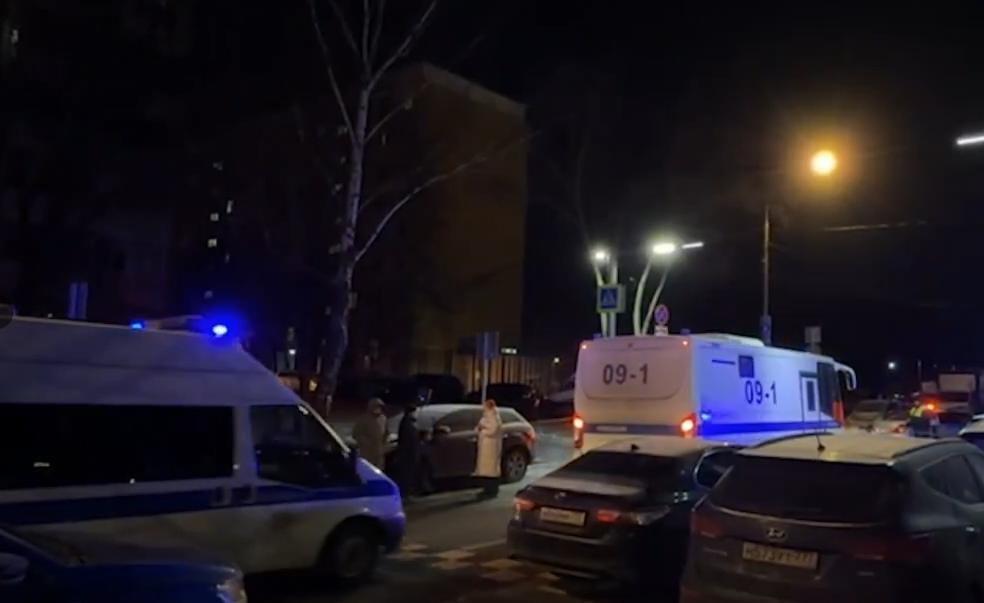 乌克兰的势力已经大批渗透进了莫斯科？12月24号凌晨，莫斯科南郊一声巨响，打破