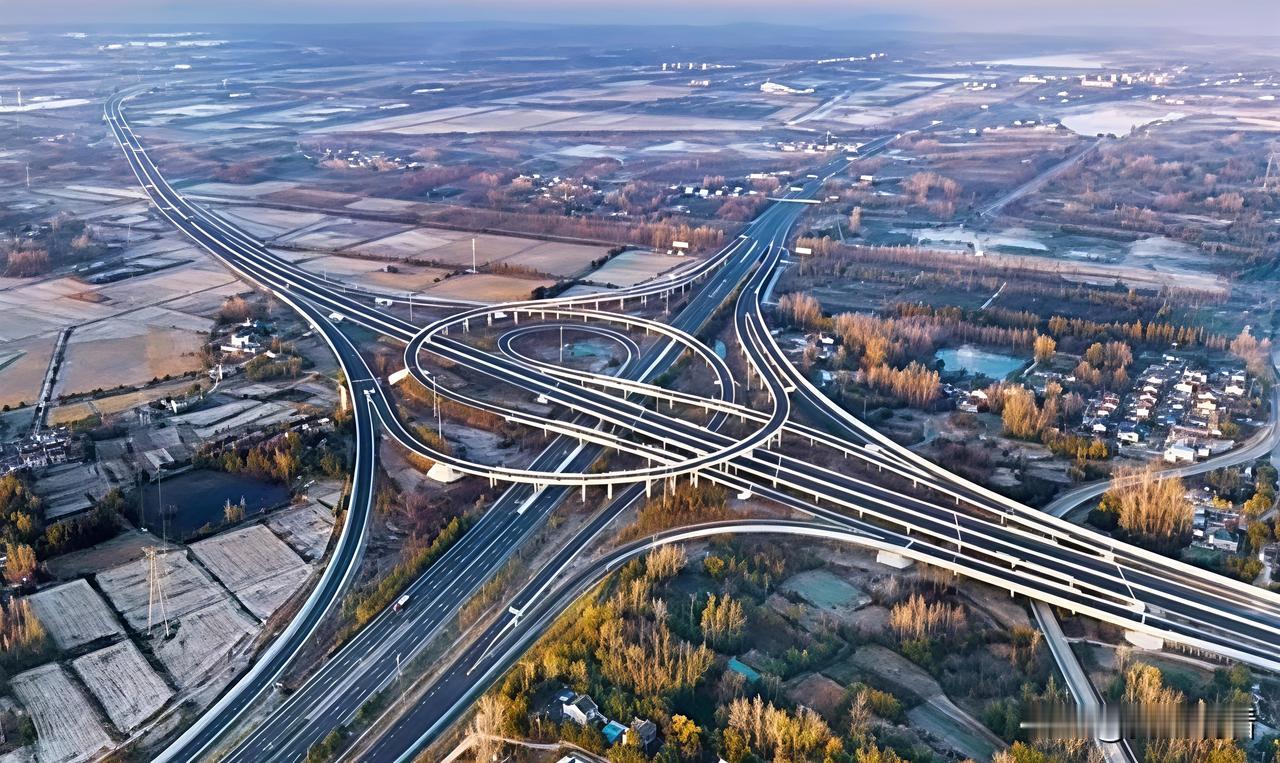 重磅利好✨扬州南京再添新高速！通车啦🚗扬州南京同城化又提速‼️新年迎新路