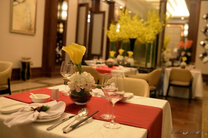 富人跟穷人在对待储蓄这件事上，差别可太大了。就像《富爸爸穷爸爸》里说的，富人知道