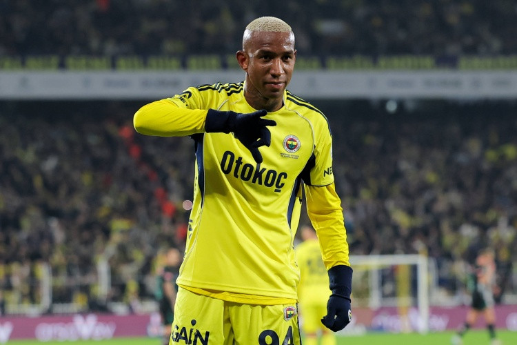 2场1球! 31岁塔利斯卡25场14球成头号射手 辗转广州+胜利即插即用