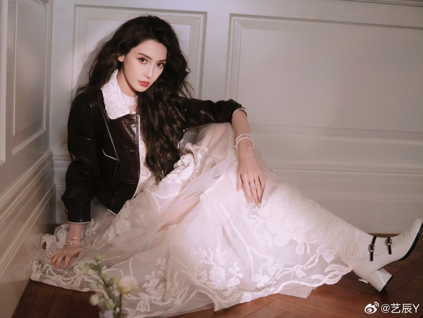 angelababy｜杨颖“我将带着荆棘编织而成的皇冠，加冕称王”​​​​