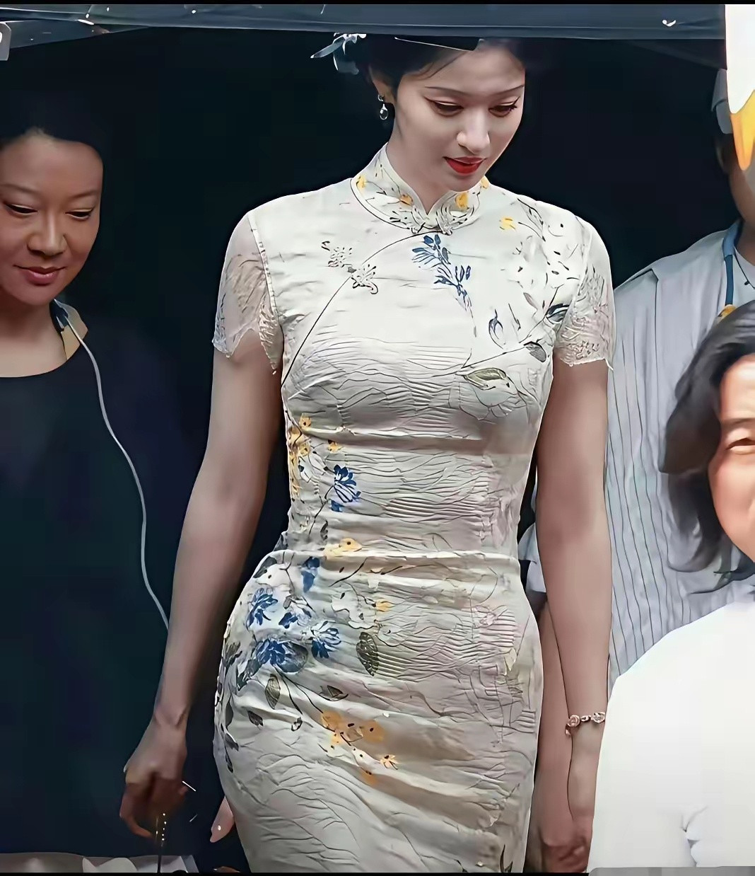 王楚然是大骨架型美女吧