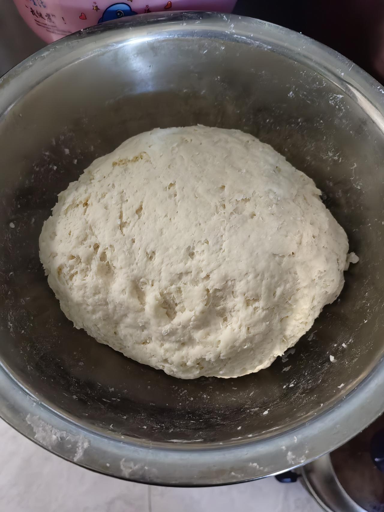 [呲牙笑][呲牙笑][呲牙笑]做家常饭，我也可以做的挺好。红绕肉，红烧鱼，酱焖鱼，包子