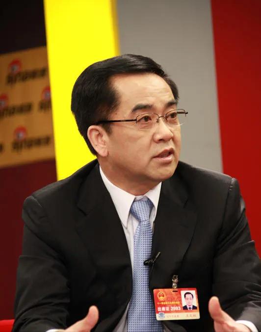 卸任10年终难逃，出来混迟早是要还的退休十年了，都七十岁了，还是没逃掉。王