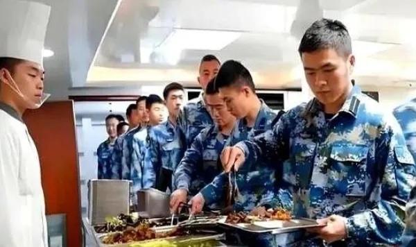 航母有多烧钱？山东舰一天开销超千万，一般国家根本养不起！航母堪称顶级“吞金