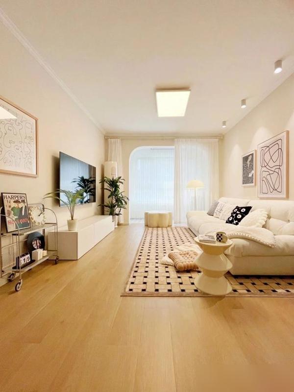 谁懂啊！最近刷到好多自装奶油风的家，每看一次都想把自己家拆了重装！这两年奶油