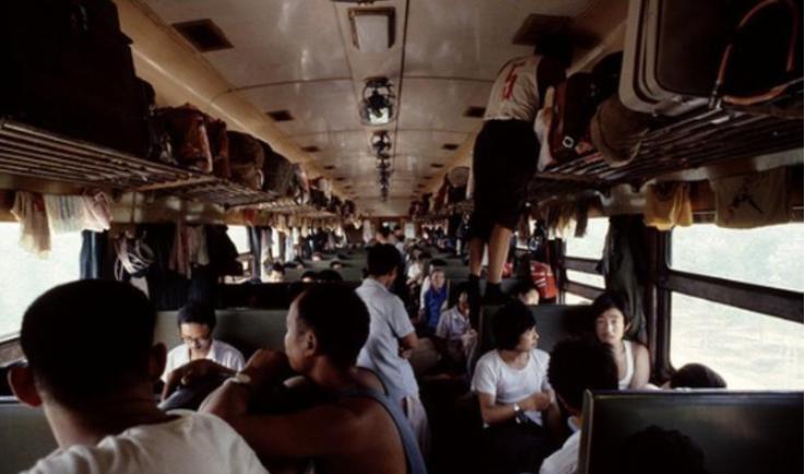 1987年4月22日，98次列车在通过哈尔滨松花江大桥时发生了恐怖袭击，此次袭击
