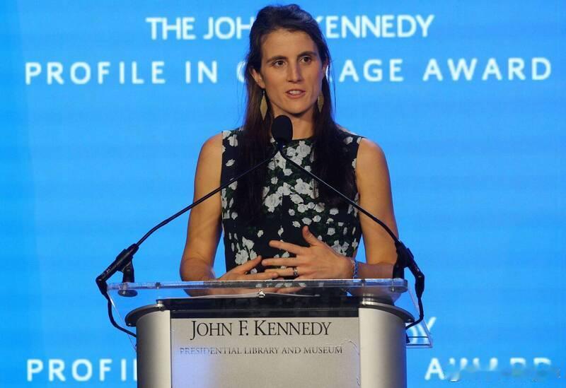 【肯尼迪家族再传噩耗？35岁外孙女患罕见疾病被告知寿命不足一年】美国前总统约