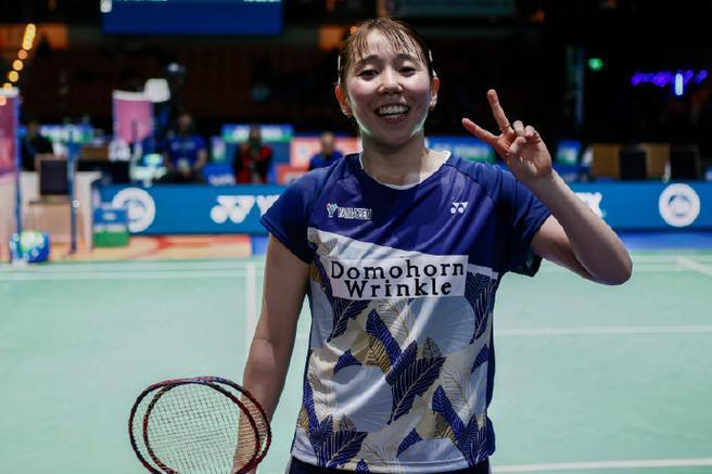 亚洲羽毛球团体锦标赛最新战报女单世界排名第27名的日本选手郡司莉子，直落二局