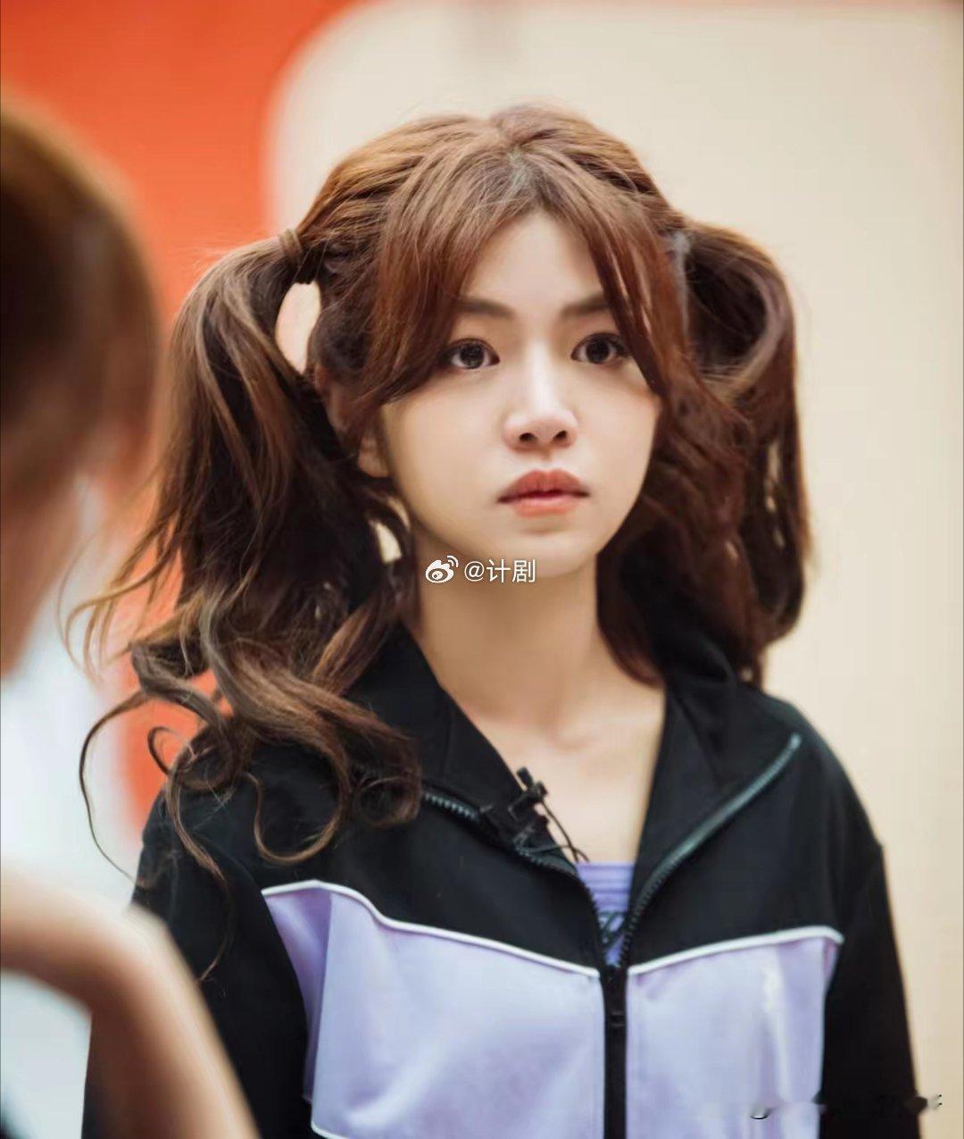 陈妍希又火了但却出现了一个最尴尬的人不是周柯宇，更不是陈晓，而是陈妍希自己看了陈