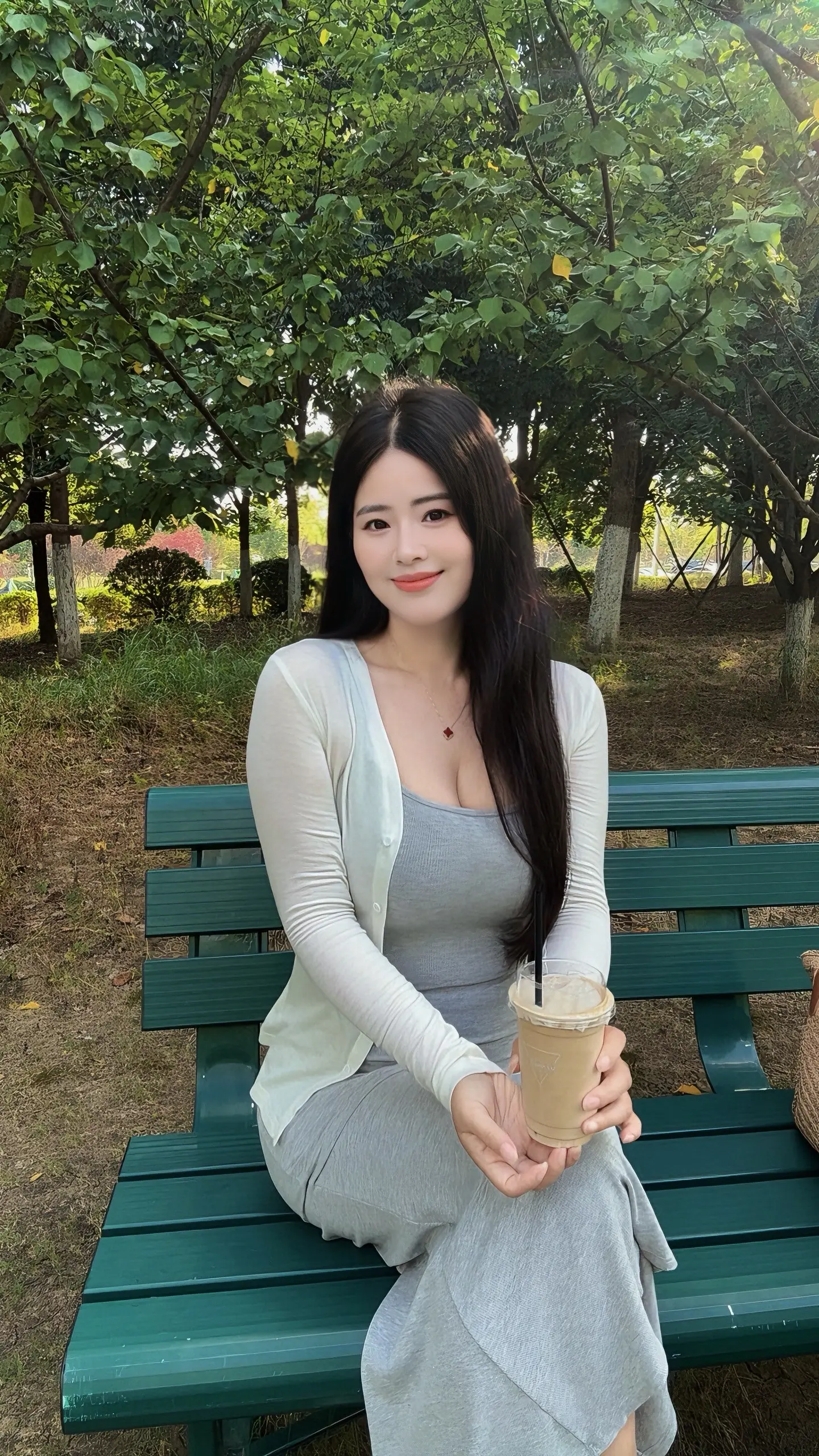 不攀附，不将就，自成风景。