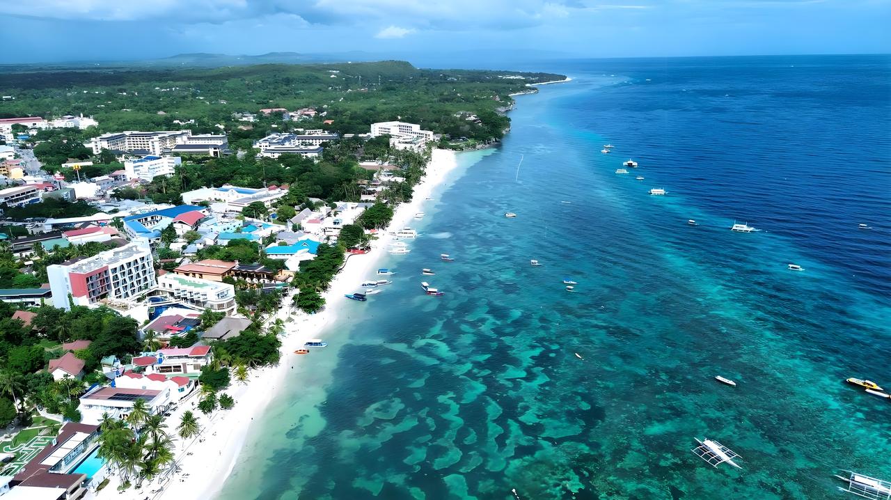 菲律宾这波操作，真是把“白眼狼”三个字刻进了骨子里。一边配合美日搞南海围堵，一边