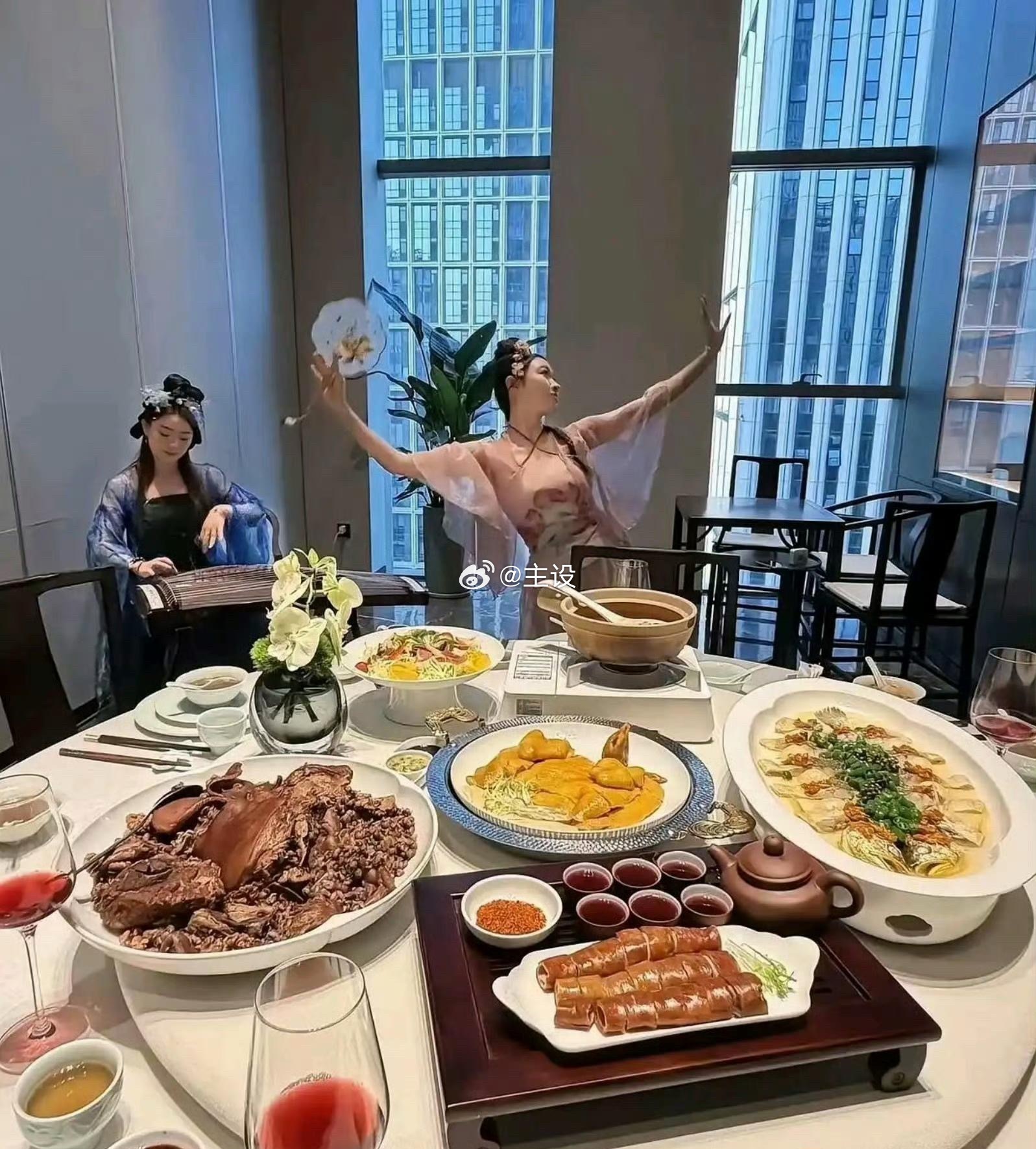 不懂就问，现在外面吃饭都这么高级了吗？