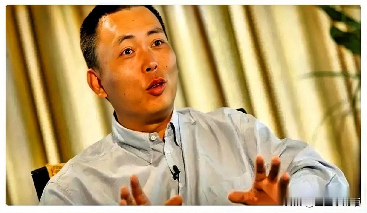 我今天看到一张图，差点把手机扔了。2011年。苹果。13块7毛5一股。段永