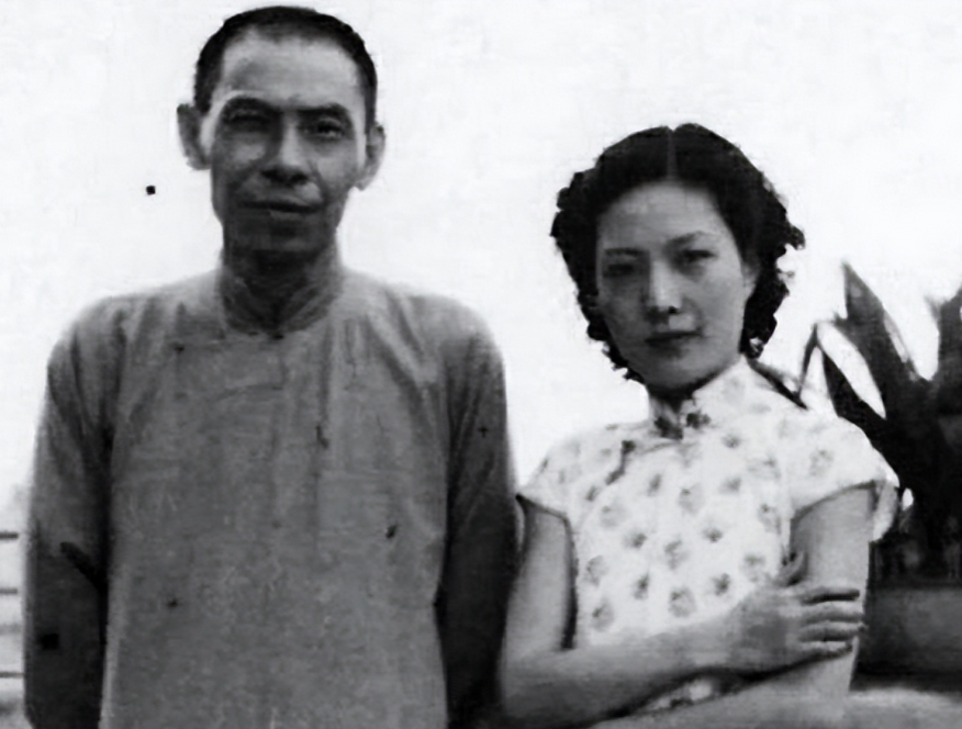1915年，“杜月笙”迎娶了黄金荣的丫头沈月英。一天，杜月笙收到一个神秘信封，打