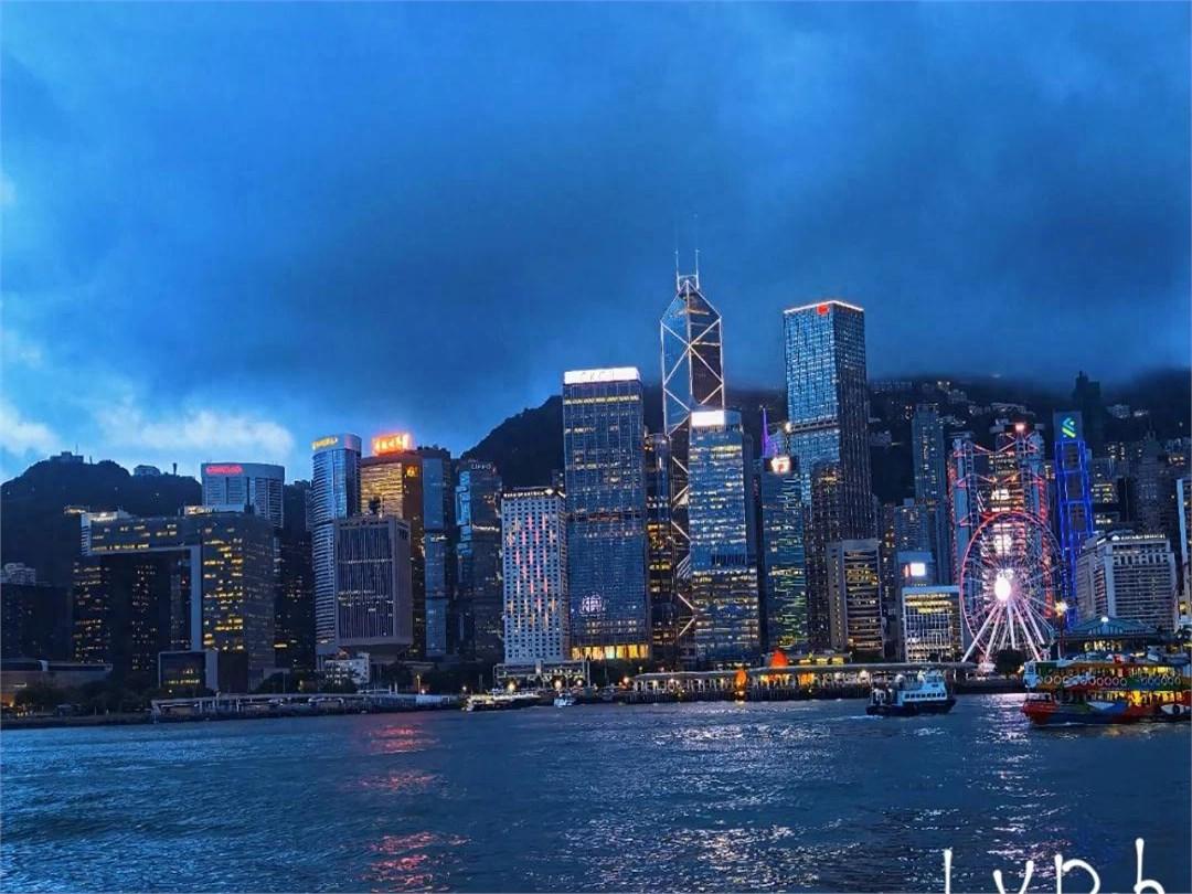 当年红杉投东鹏的那个合伙人饭局上说：别看现在市值1500亿风光无限，当初差点因为