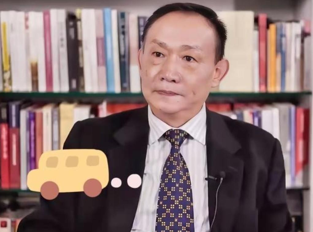 说的对，老婆孩子在国外者，应该一律退出国家机关和事业单位，国家先不清理出这些人，