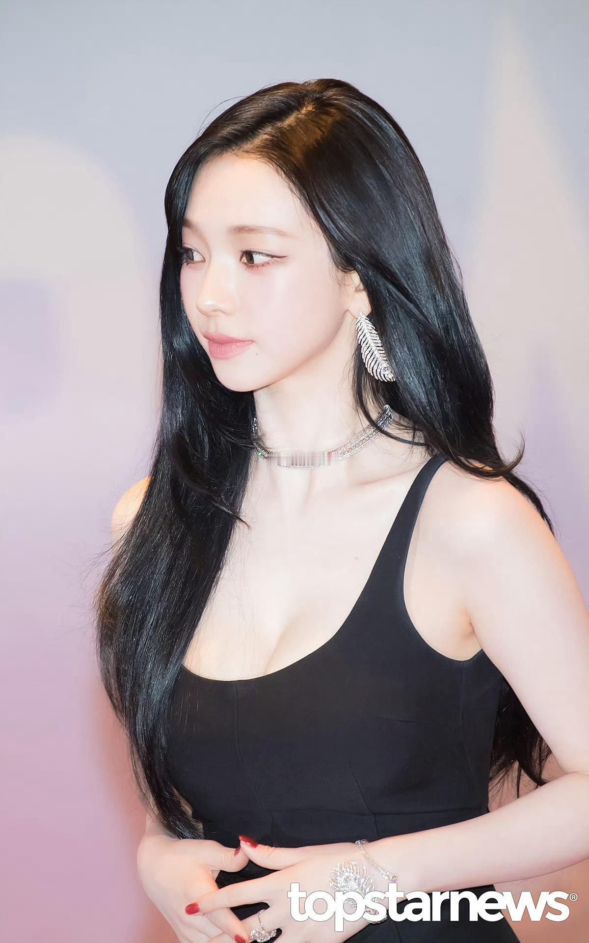 柳智敏出道五周年快乐越来越美的Karina