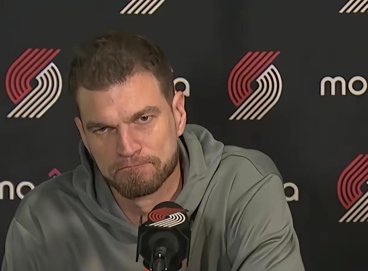 绝杀！还是绝杀！感觉开拓者主帅斯普利特也着实有点不容易啊！这么多场比赛下来，球队