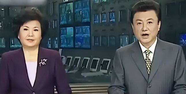 完全不敢认了！前央视《新闻联播》主持人邢质斌满头白发，成耄耋老人了！近期邢质