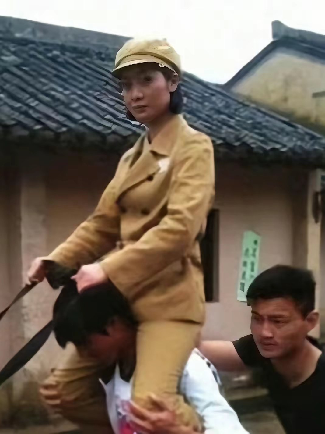 原来演员在拍上半身的戏是这样拍的