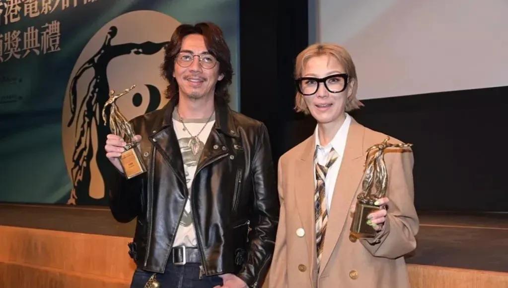 这个真的是郑秀文？这都瘦脱相了吧！郑秀文这外型变化也太大了吧，大家都知道她长期