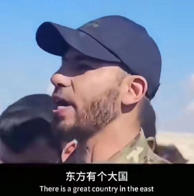 也门胡赛武装叶海亚将军向他的士兵宣讲：东方有一个大国，几千年前分成许多小国，但是