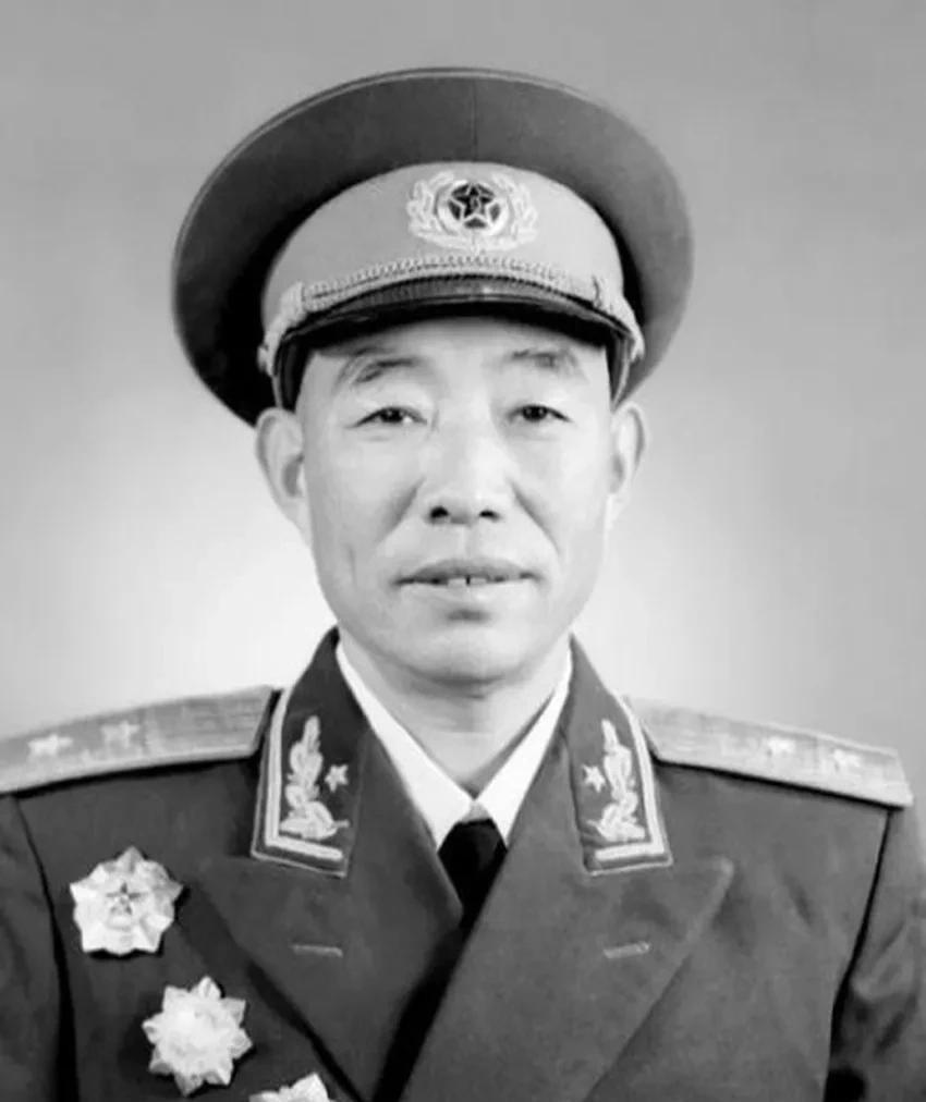 百岁开国中将冀南夜老虎，曾令日寇畏惧，“文革”时期两获周恩来点将重任！1968