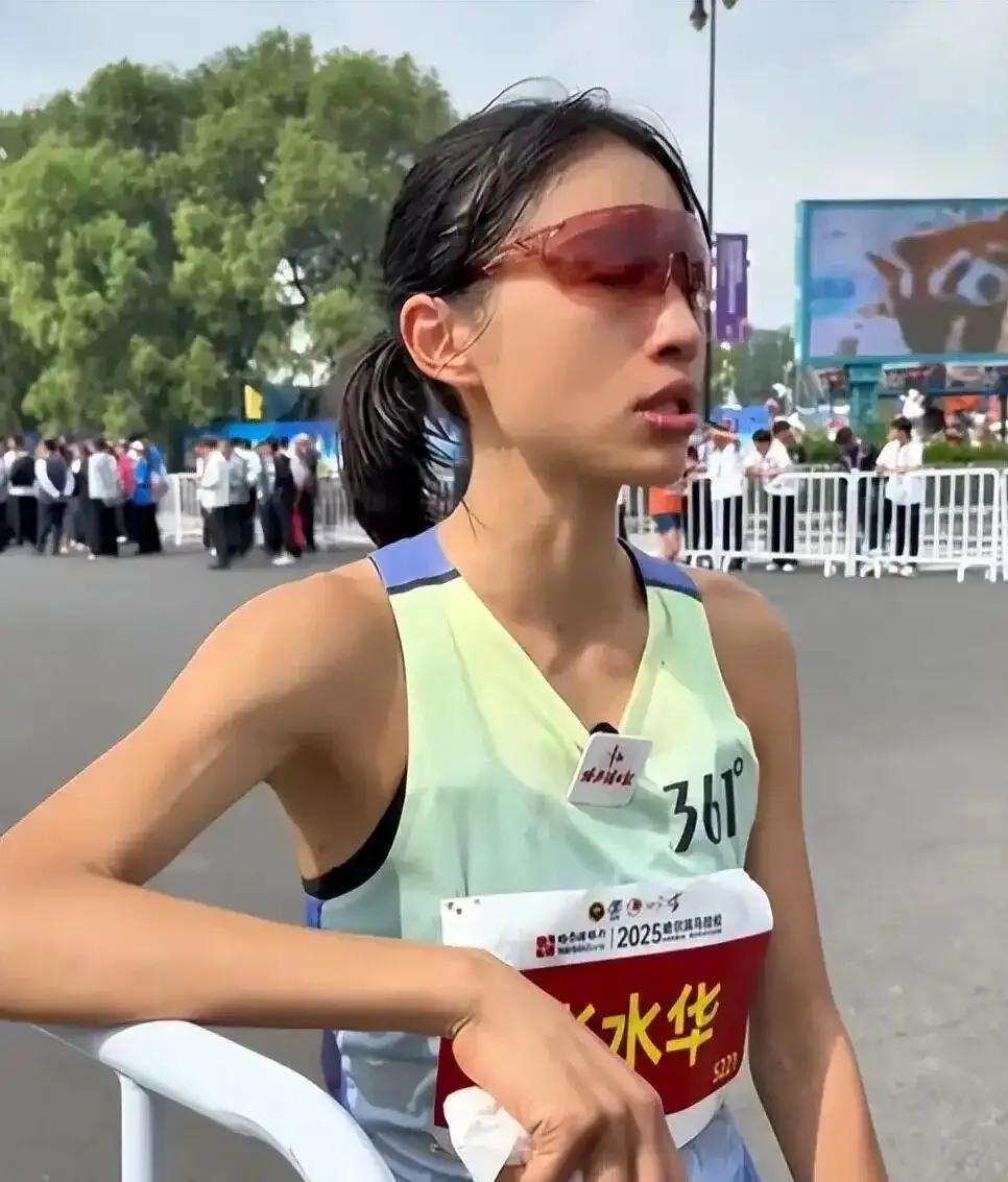 1月2日，最快女护士张水华公开接受采访，自己目前已辞去了福建医科大学附属第一医院