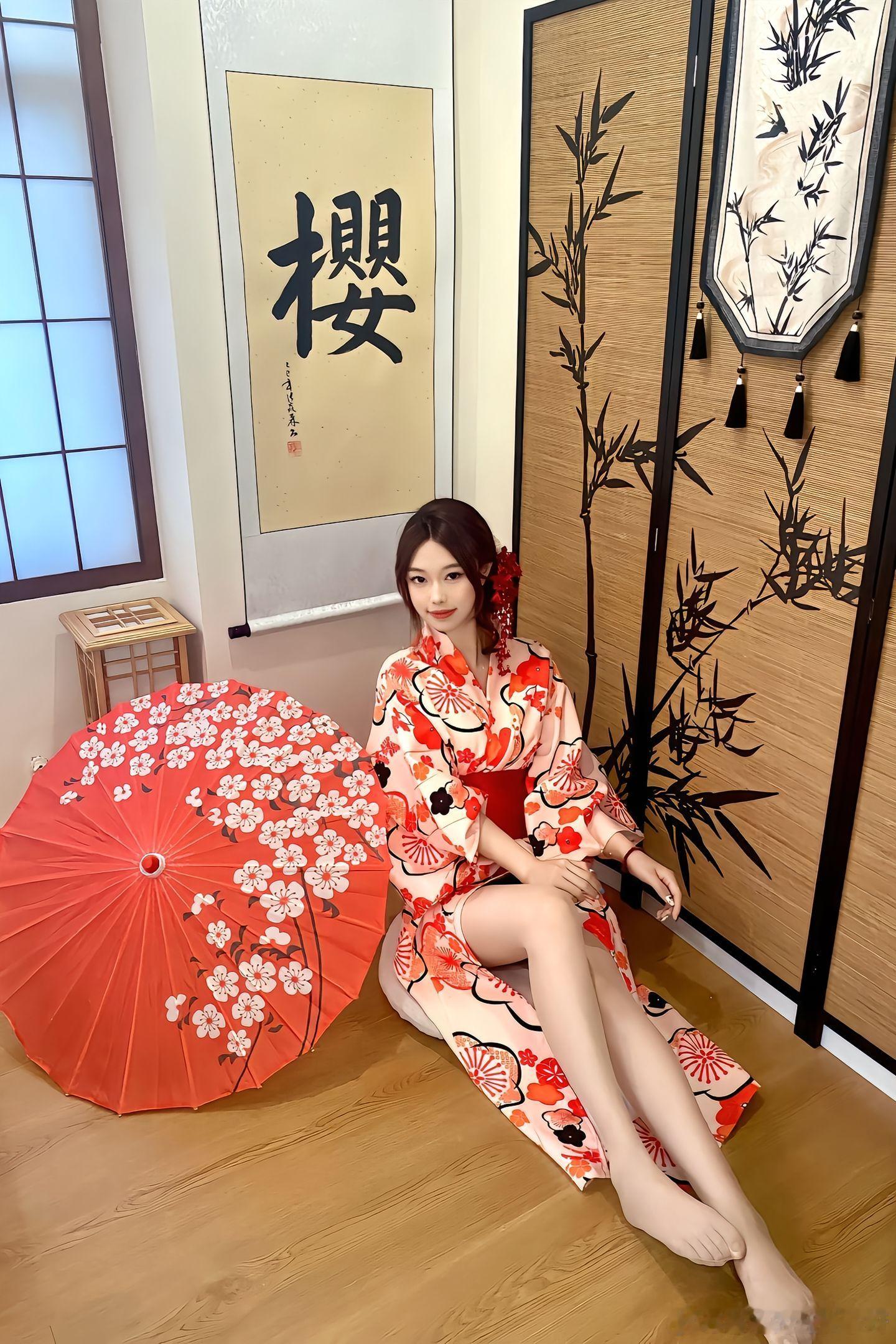 肉色丝袜袜尖透明，搭配红色和服，日系少女风～​​​