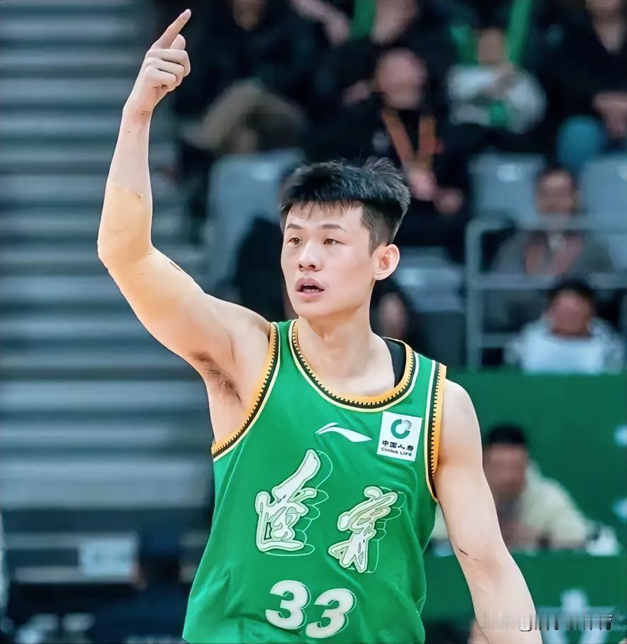 王岚嵚离队进入倒计时？山东豪掷3000万追逐山风，辽篮段睿骐与赵继伟组后场双