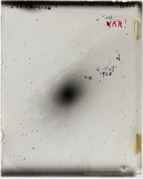 103年前的今天，埃德温·哈勃拍摄了这张仙女座星系中造父变星的照片，然后他得出结