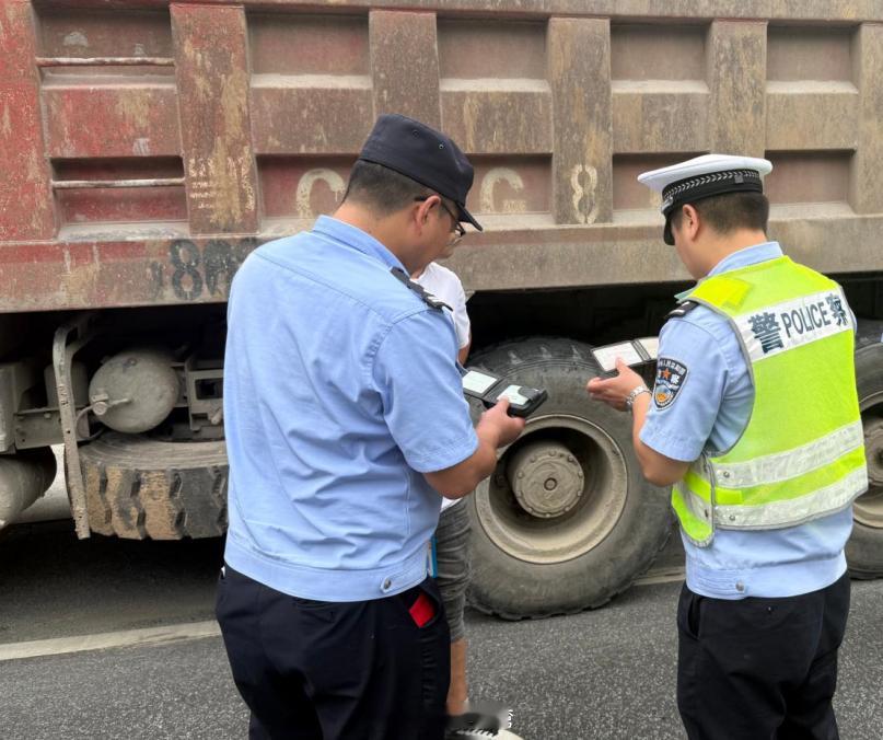 【持续5个月！张湾区启动道路交通安全专项整治】自8月27日起，张湾区公安分局联合交警启动为期5个月农