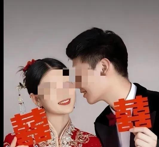 这年头结婚堪比谍战剧！长沙姑娘小美大婚当天上演现实版《消失的存款》，硬是把民政局