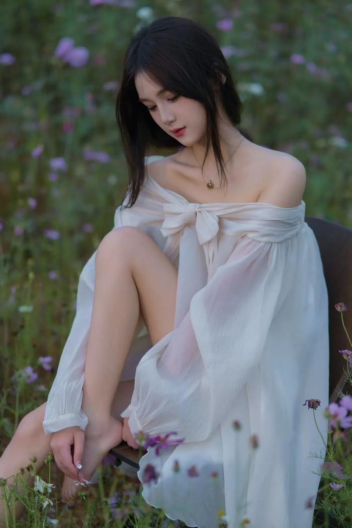 这事儿说出来我自己都懵，我离婚一年后竟然怀孕了。前阵子总觉得浑身不得劲，吃