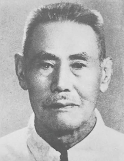 这个人，在蒋介石身边潜伏了整整十年。孟良崮、淮海、渡江……一场接一场的决定性