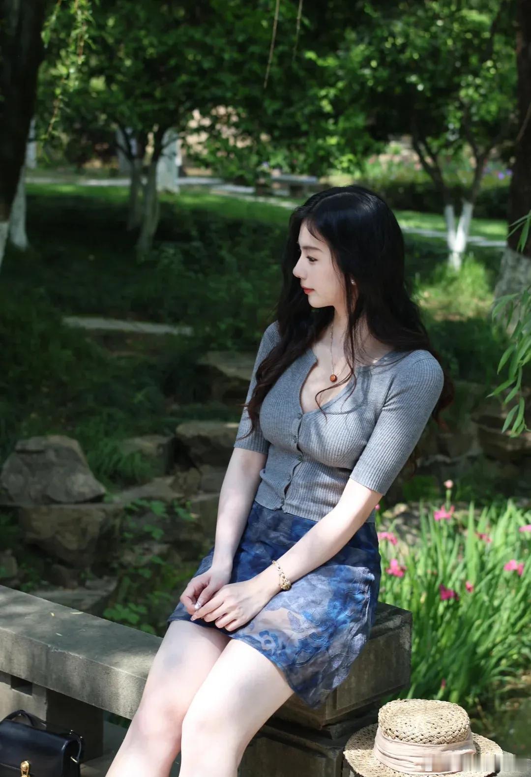 记录美好的瞬间美女穿搭宅男女神