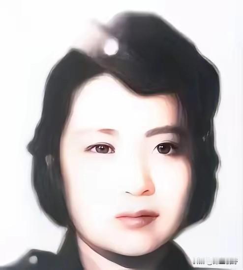 1951年澳门街头，抗日名将遗孀乞讨，亮出身份引发轰动，结局令人唏嘘195