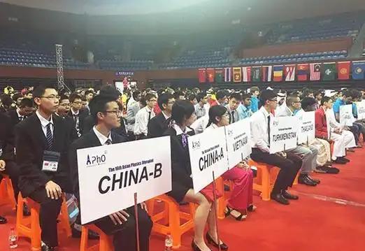 这么说吧，奥赛保送制度取消这事儿，就像一把双刃剑，早年确实给国家筛出不少科研苗子