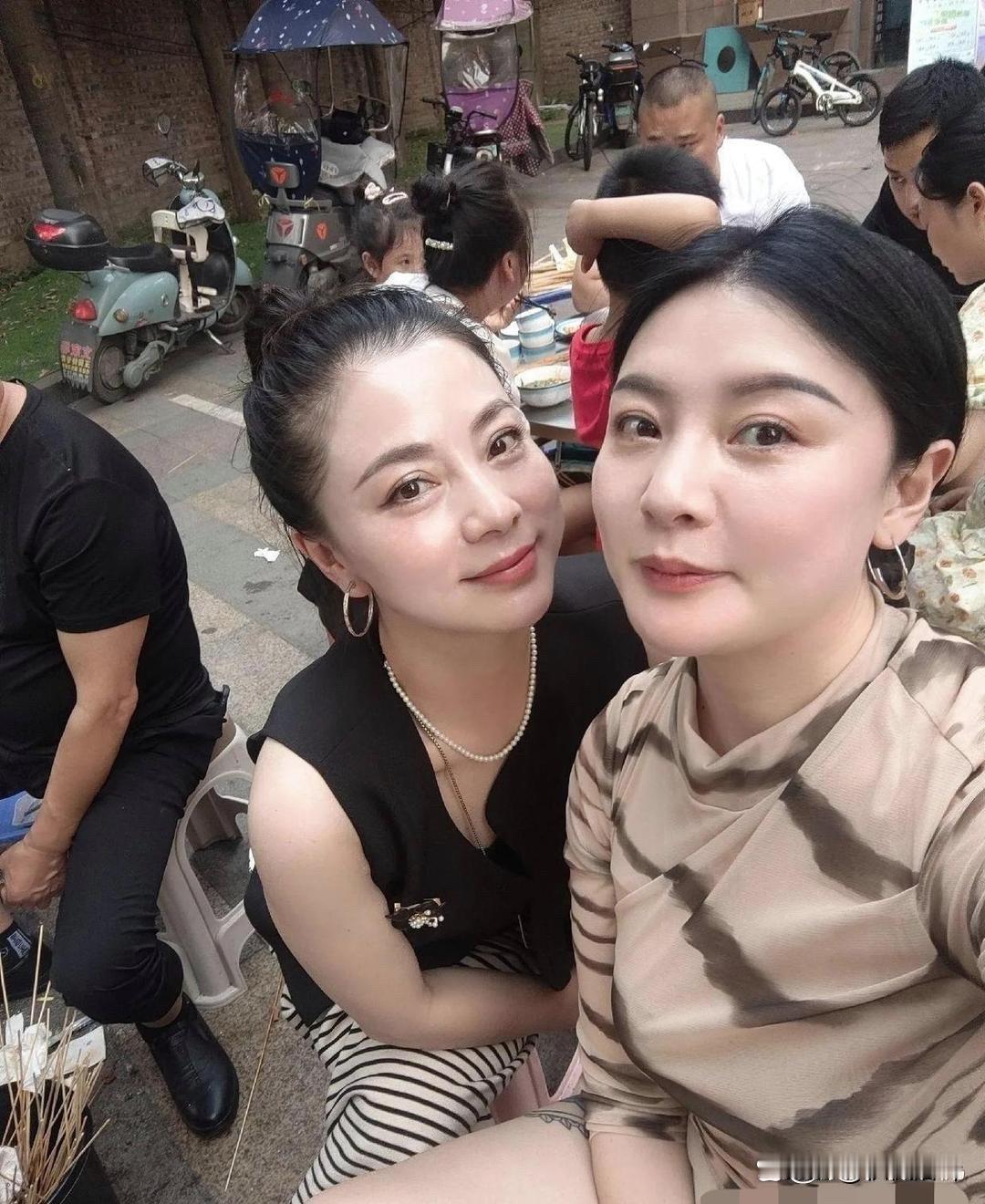 朋友介绍的，感觉年纪偏大了你们觉得呢