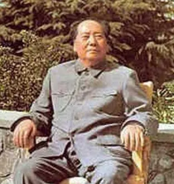 今天我要强调的是，我在他老人家脸谱，1943年1月调中所读到的一段1月10日　