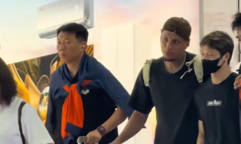 泰山队7月16日从济南出发，坐飞机抵达大连，备战18号周六晚上客场踢大连英博的中