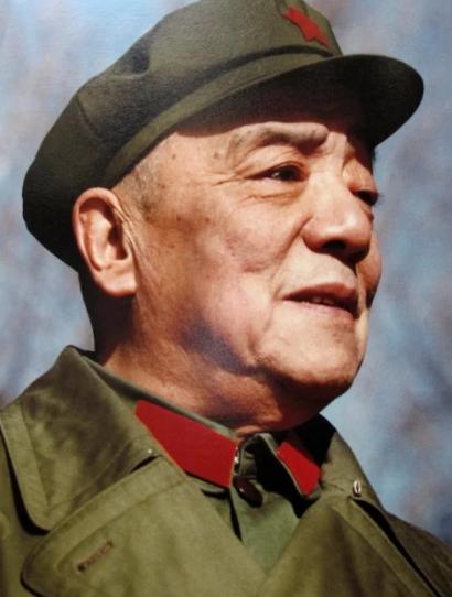 1987年，时任军委副主席的杨尚昆访问法国，谁知他的专机竟被法国人暴力拆解，铅封